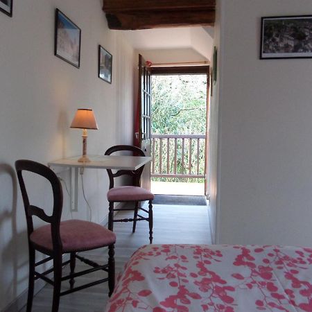 Bed and Breakfast Le Moulin De La Planche Cerelles Exterior foto