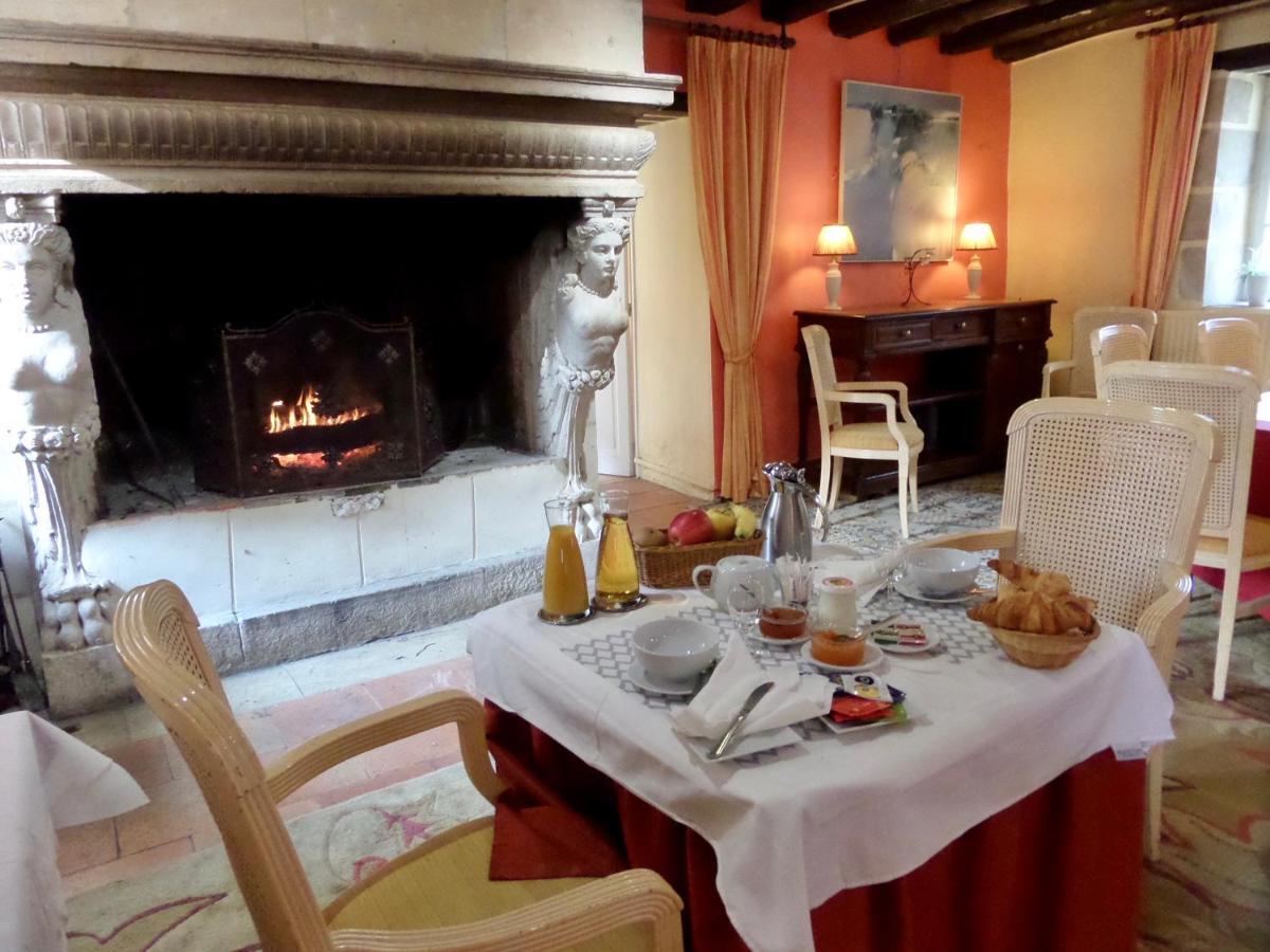 Bed and Breakfast Le Moulin De La Planche Cerelles Exterior foto