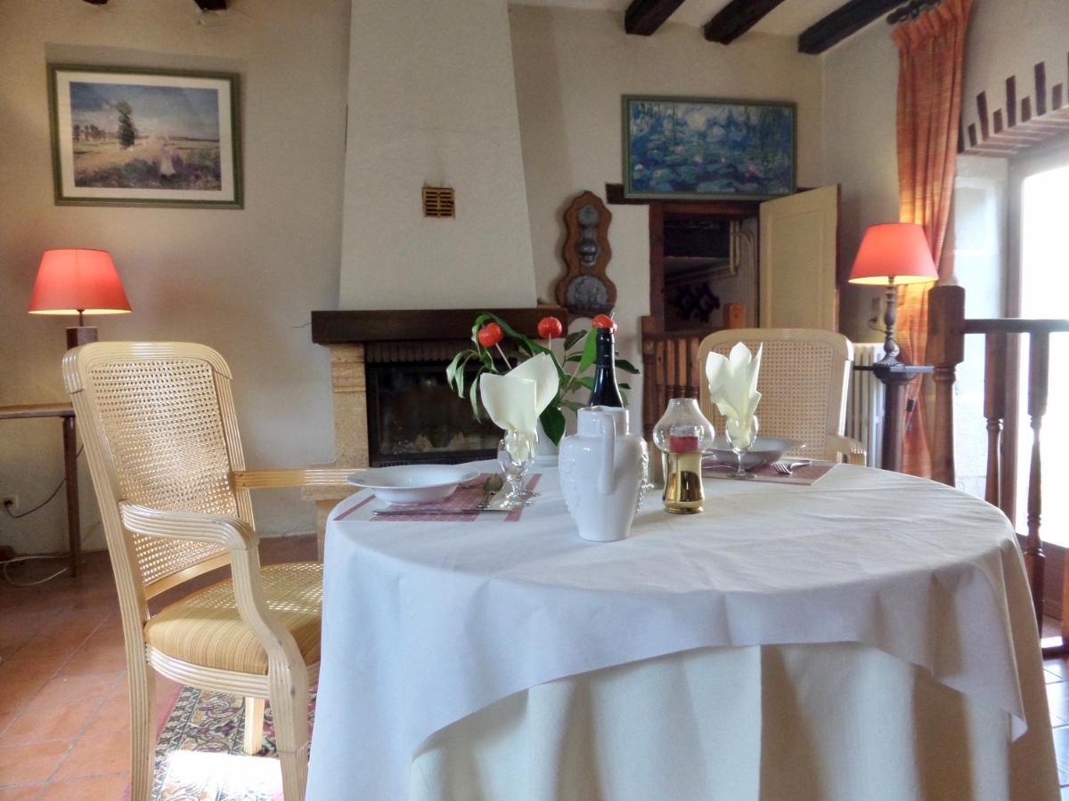 Bed and Breakfast Le Moulin De La Planche Cerelles Exterior foto