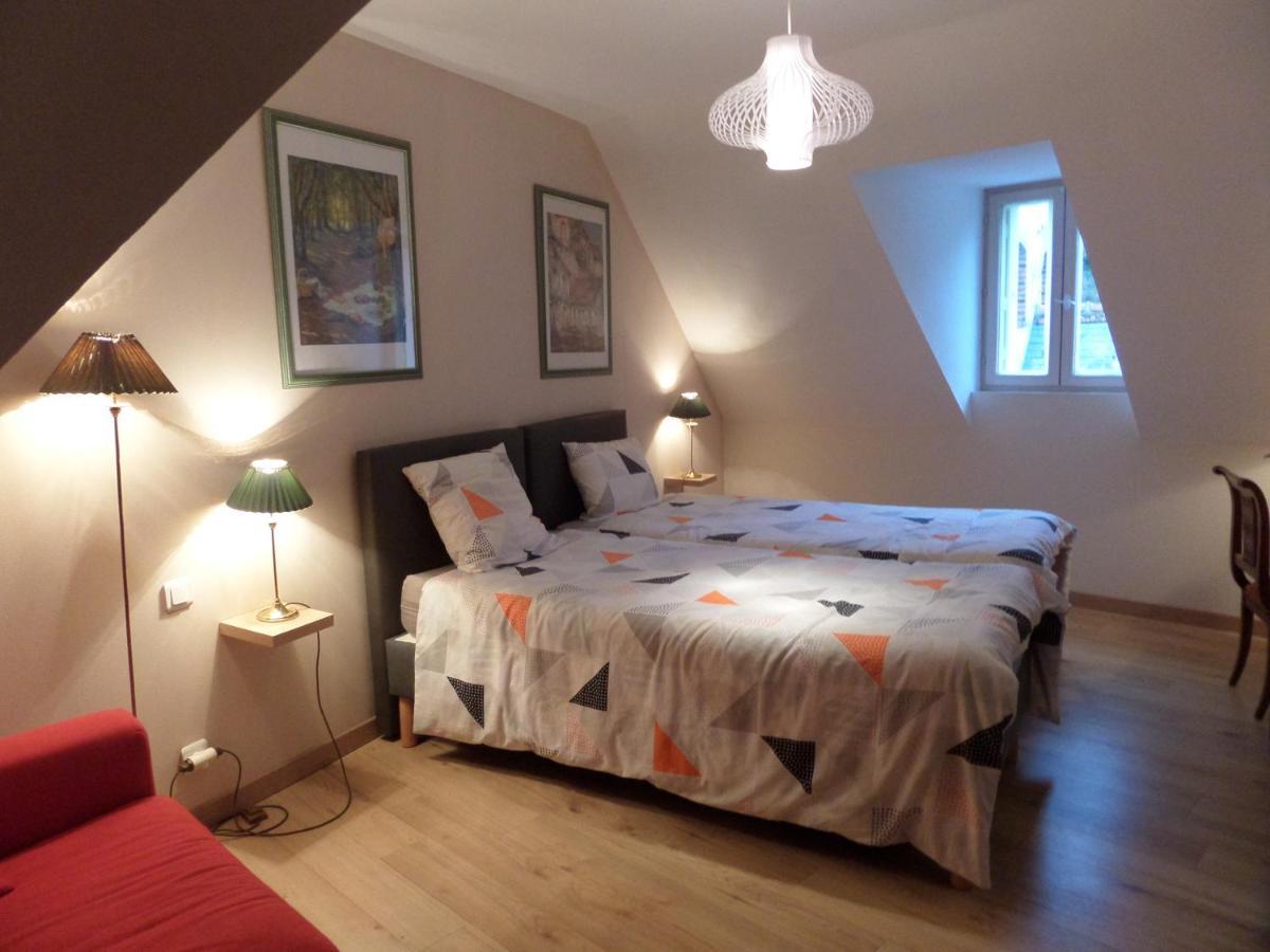 Bed and Breakfast Le Moulin De La Planche Cerelles Exterior foto