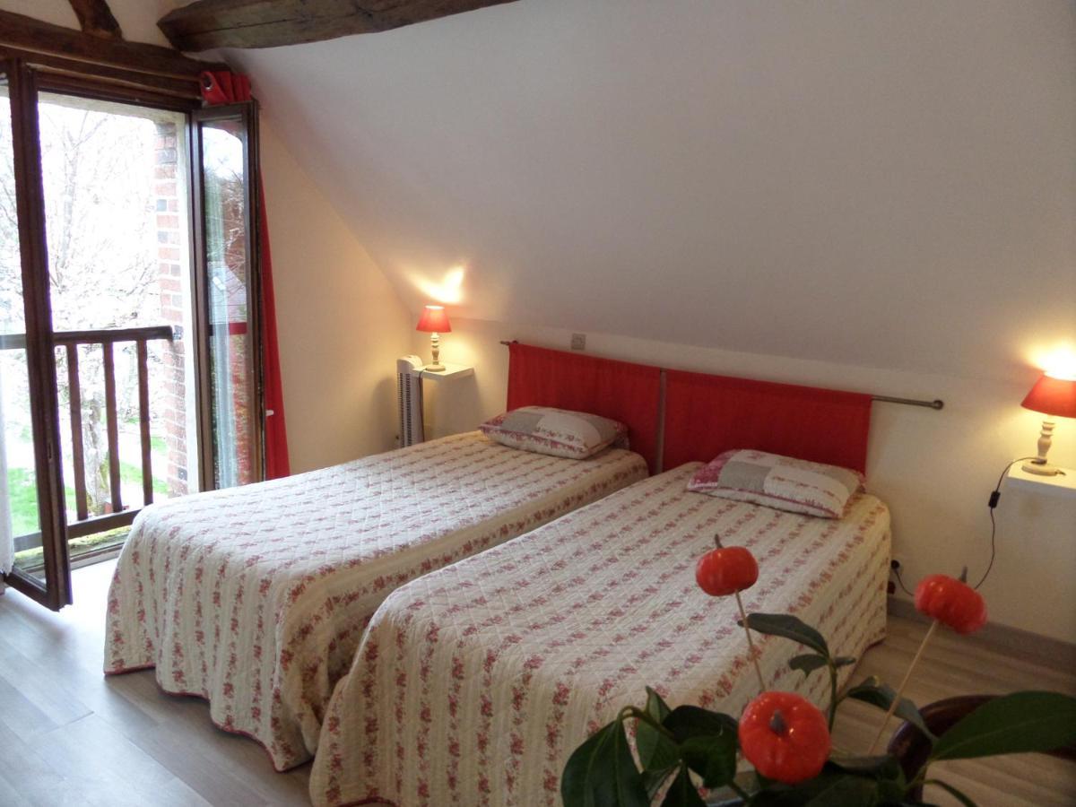 Bed and Breakfast Le Moulin De La Planche Cerelles Exterior foto